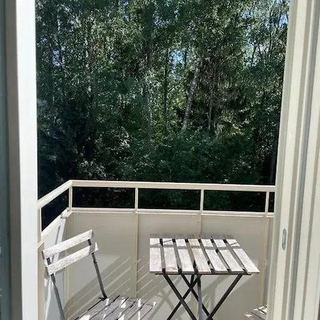 Valoisa Ullakkohuoneisto Apartment *